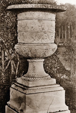 Versailles Urn II