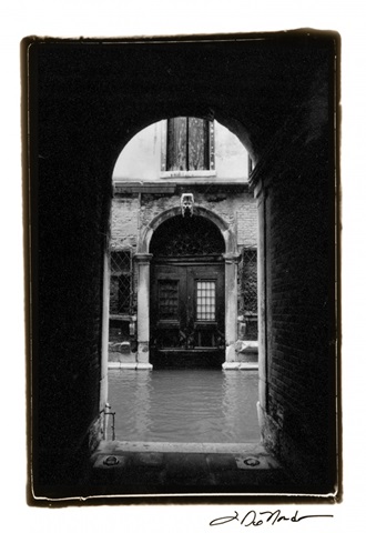 Archways of Venice IV