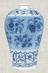 Ming Vase on Linen II