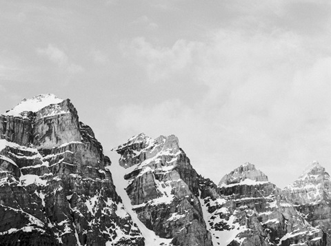 Peaks In Black And White
